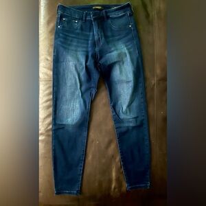 Guess 1981 Skinny Women’s Jeans size 30